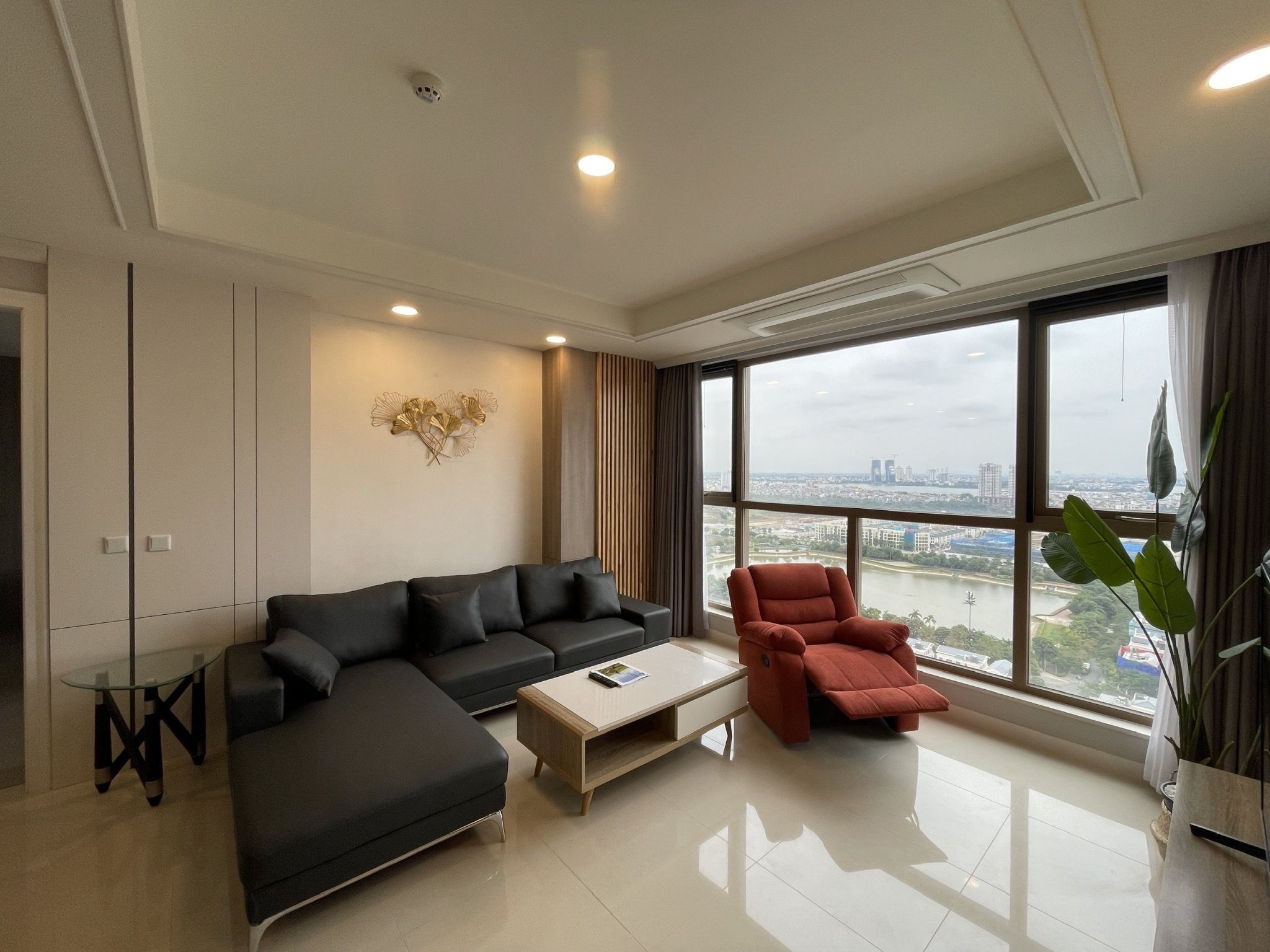 Amazing view, Cozy 3BR Apartment * Starlake Tay Ho Tay